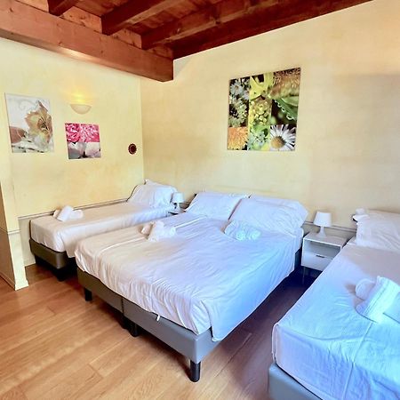 Moniga del Garda Residence Corte Ferrari -Ciao Vacanze- מראה חיצוני תמונה