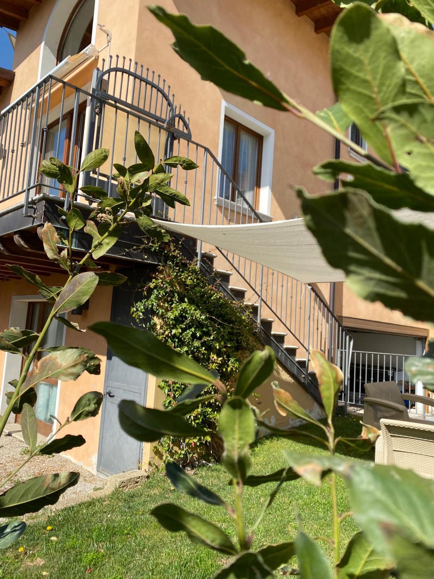 Moniga del Garda Residence Corte Ferrari -Ciao Vacanze- חדר תמונה