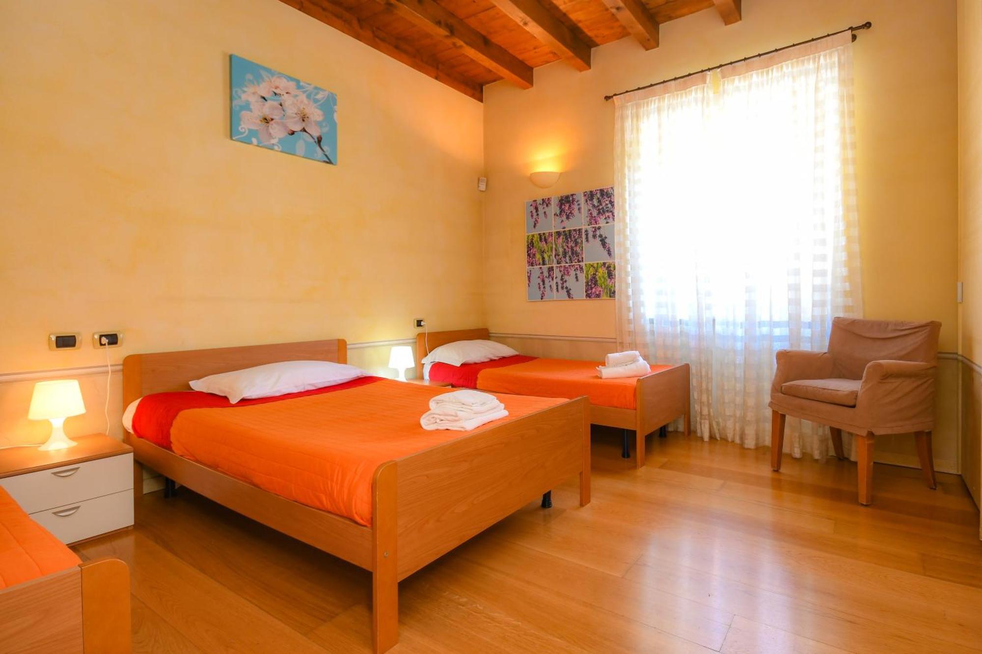 Moniga del Garda Residence Corte Ferrari -Ciao Vacanze- חדר תמונה